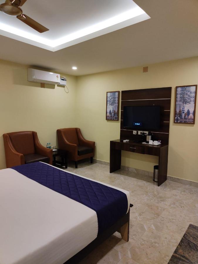 Eshanya Comforts Attibele Bagian luar foto